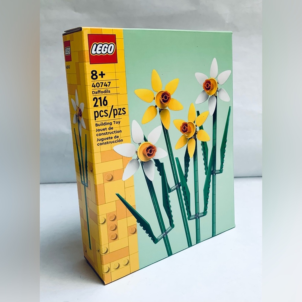 LEGO DAFFODILS 40747 Yellow and White Blossom Flowers Legos NEW Botanicals